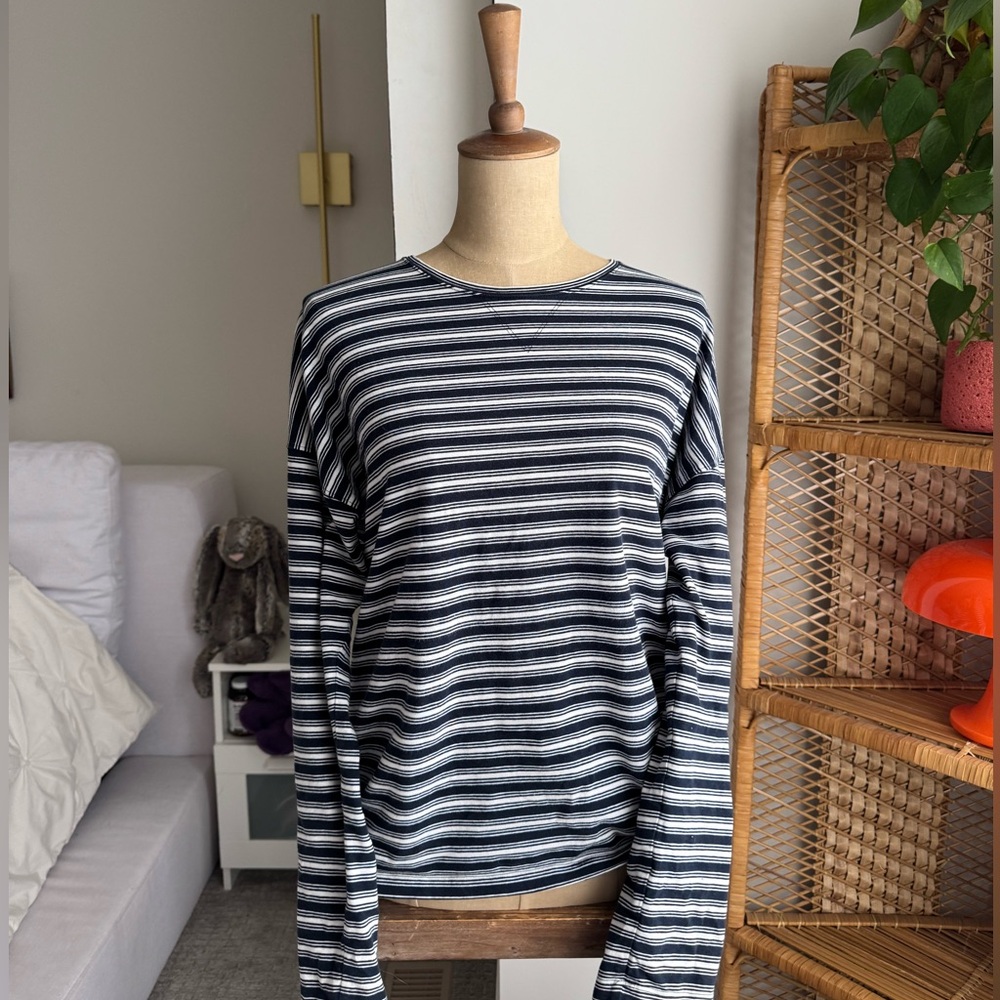 Liz Claiborne Navy and White Striped Top